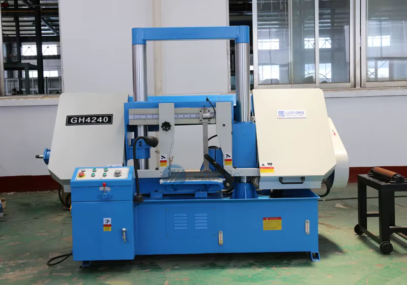 Horizontal And Automatic Band Sawing Machine — image 4