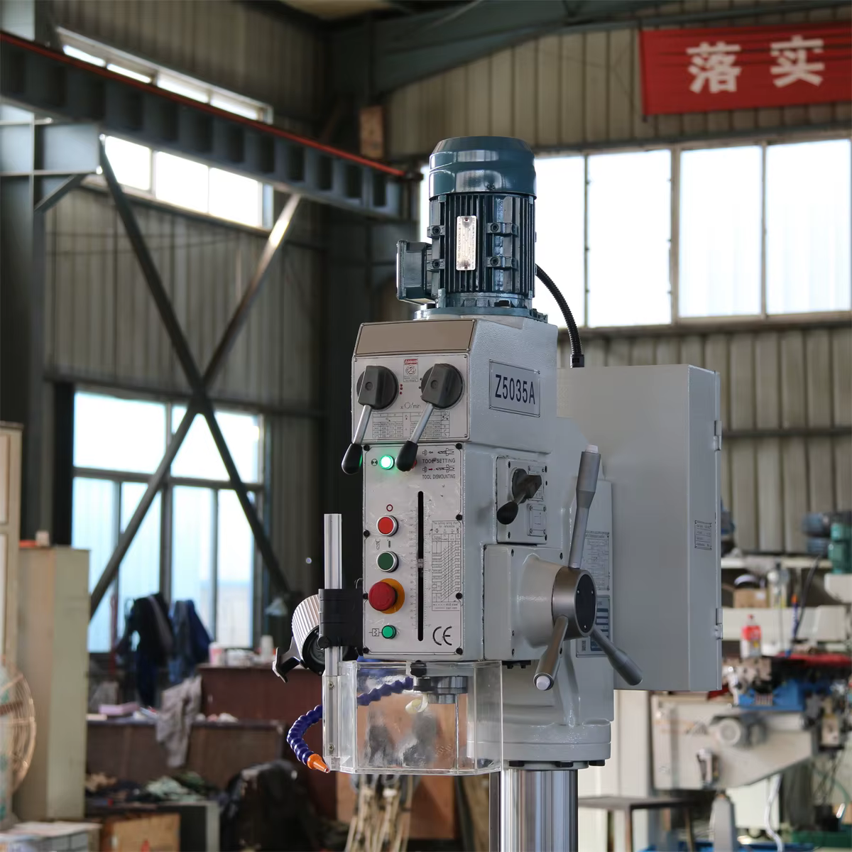 Gear Type Pillar Vertical Drilling Machinery — image 2