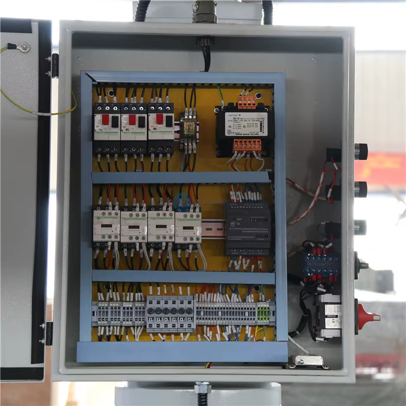Automatic Servo Motor Tapping Machine Vertical — image 6