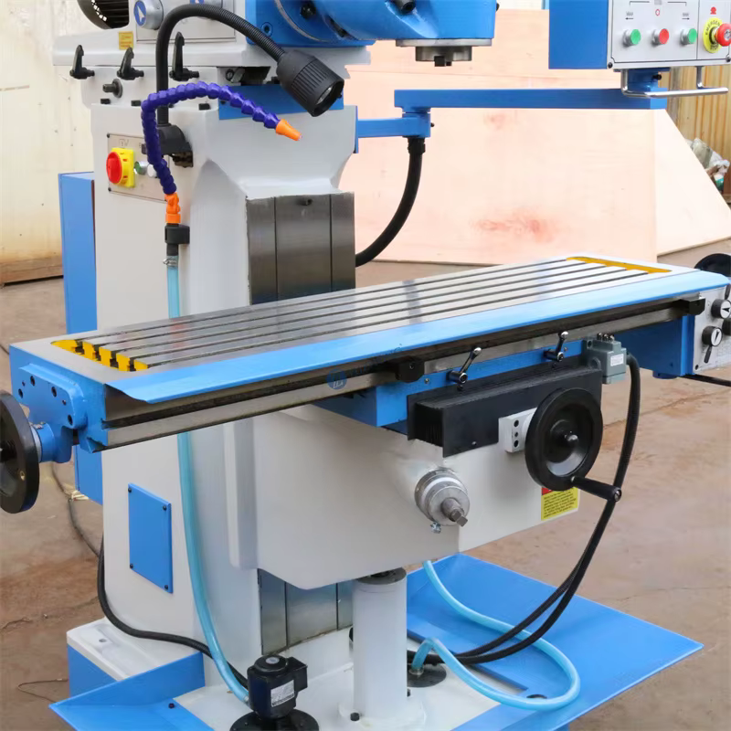 XQ6226B Universal Milling Machine For Sale — image 3