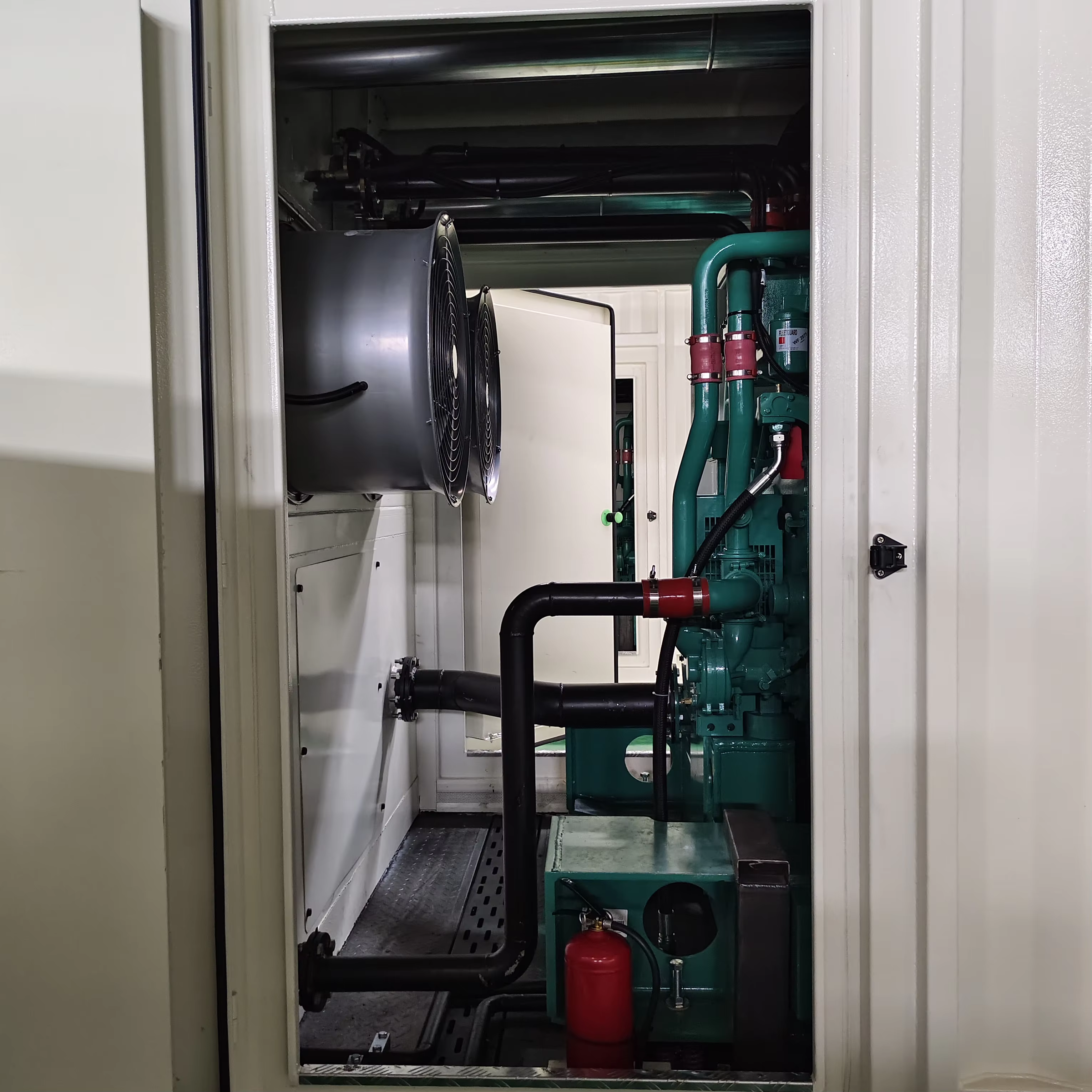 For SHX 2500 Kva Industrial Grade Diesel Generator Open Frame Big Power 2MW for Quarry and Mine Sites — image 4