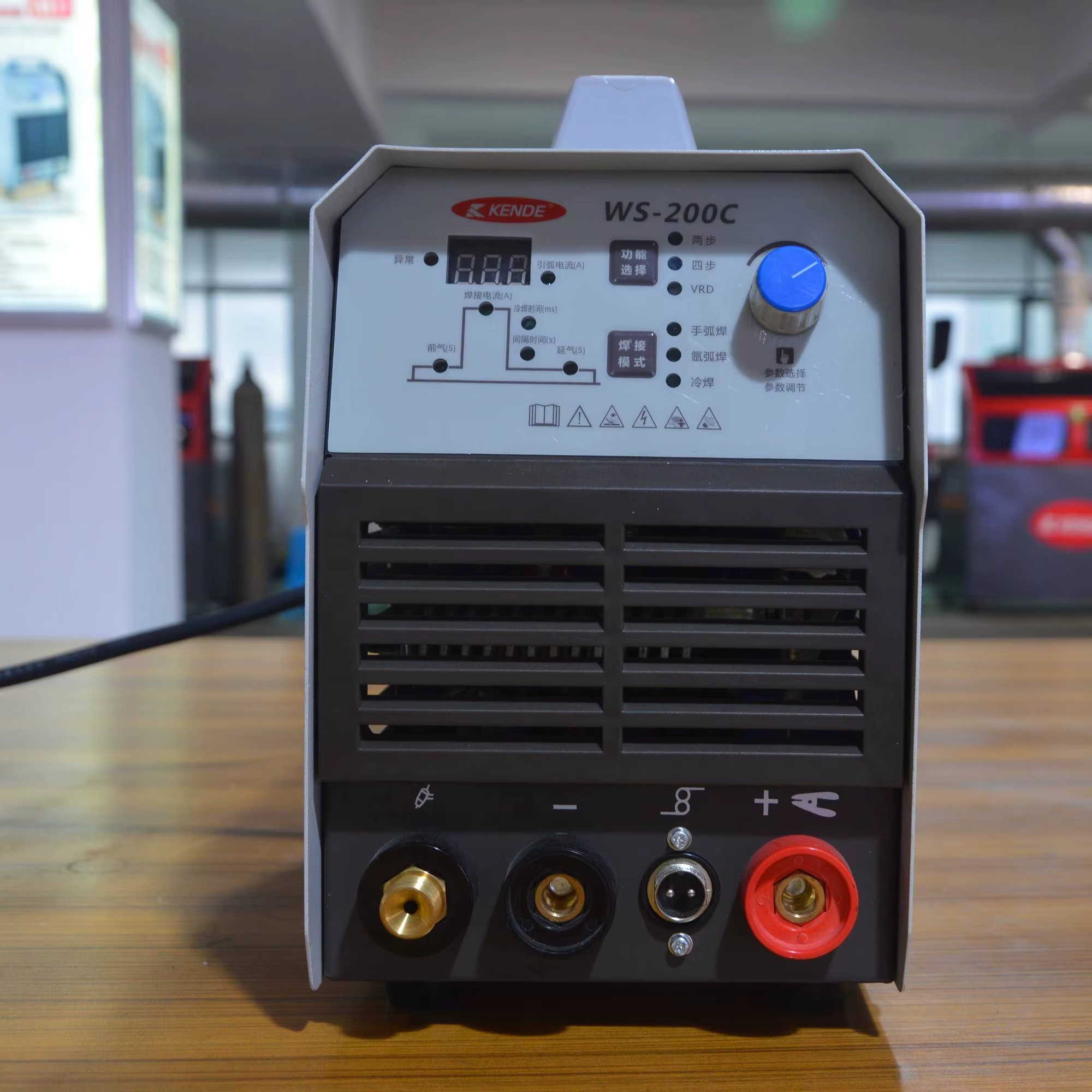 KENDE Smart Control IGBT Inverter DC TIG Welder with DC Motor New Stainless Steel Cold Welder TIG 200C — image 2