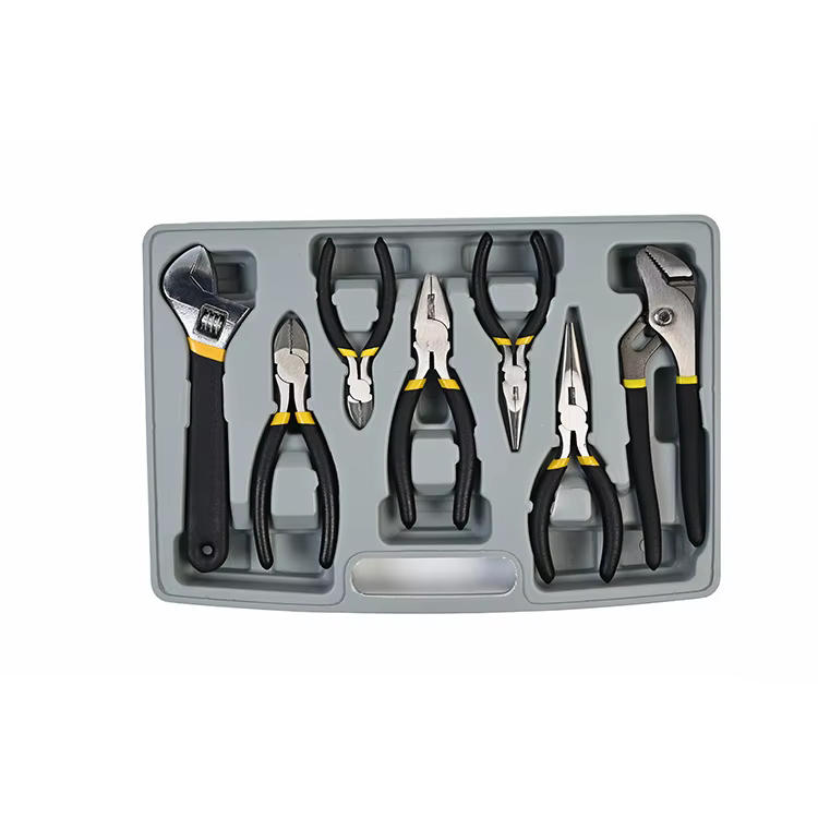 229 105piece 4-Drawer Chest Mixed Tool Set General Home Auto Repair Tools Toolbox Storage Case with Drawer — image 6