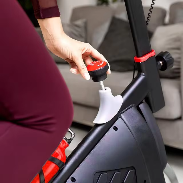 Gymbopro Heavy Flywheel Magnetic Spinning Magnetic Electric Exercise Bike for Home Use — image 5