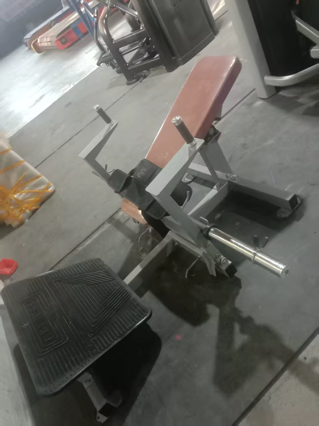 Gym Equipment Commercial Fitness Plate Loaded Hip Thrust Machine Glute Thrust Equipment Glute Bridge Machine — image 3