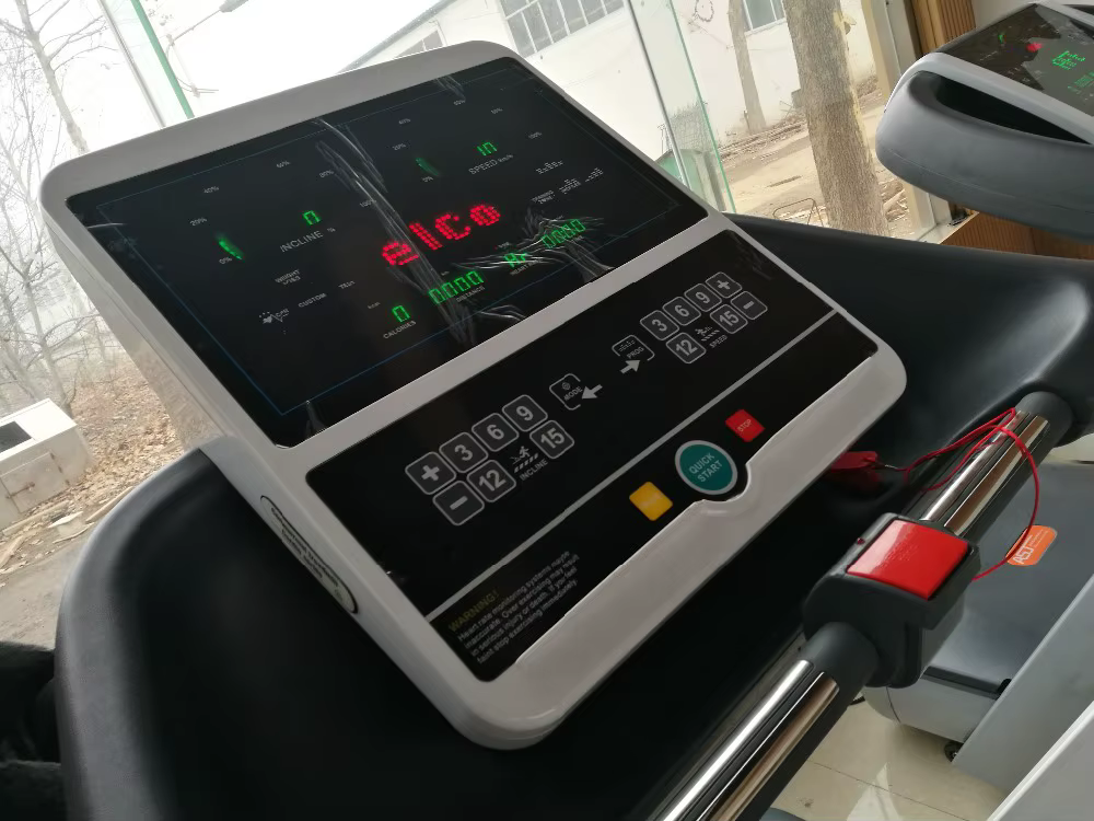 Commercial Treadmill High Power Household Ultra Quiet Luxury Fitness Equipment XR-9600 — image 3