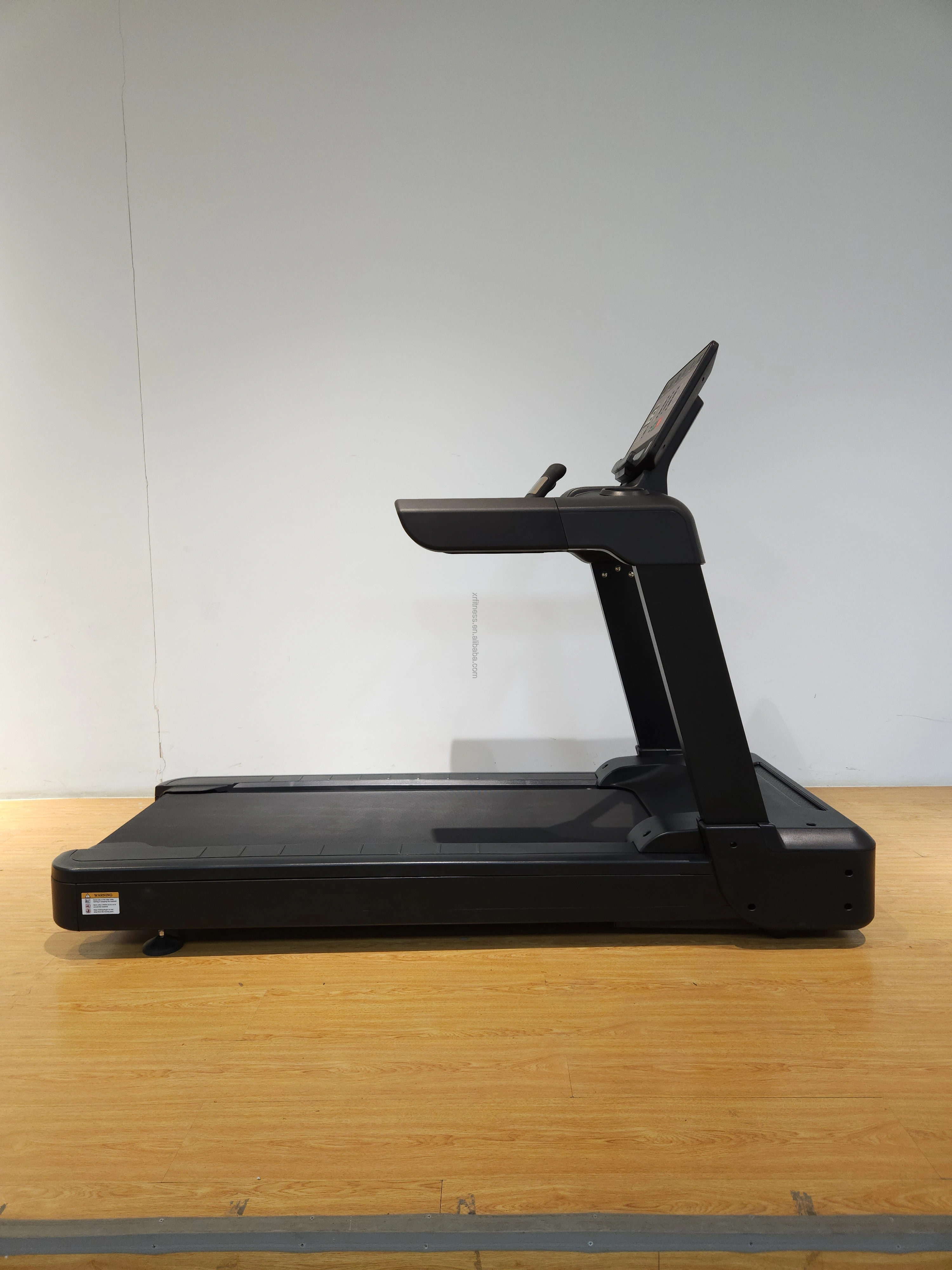 2024 New Hot Selling Treadmills Gym Aerobic Electric Treadmill Fitness Equipment Commercial Treadmill — image 6