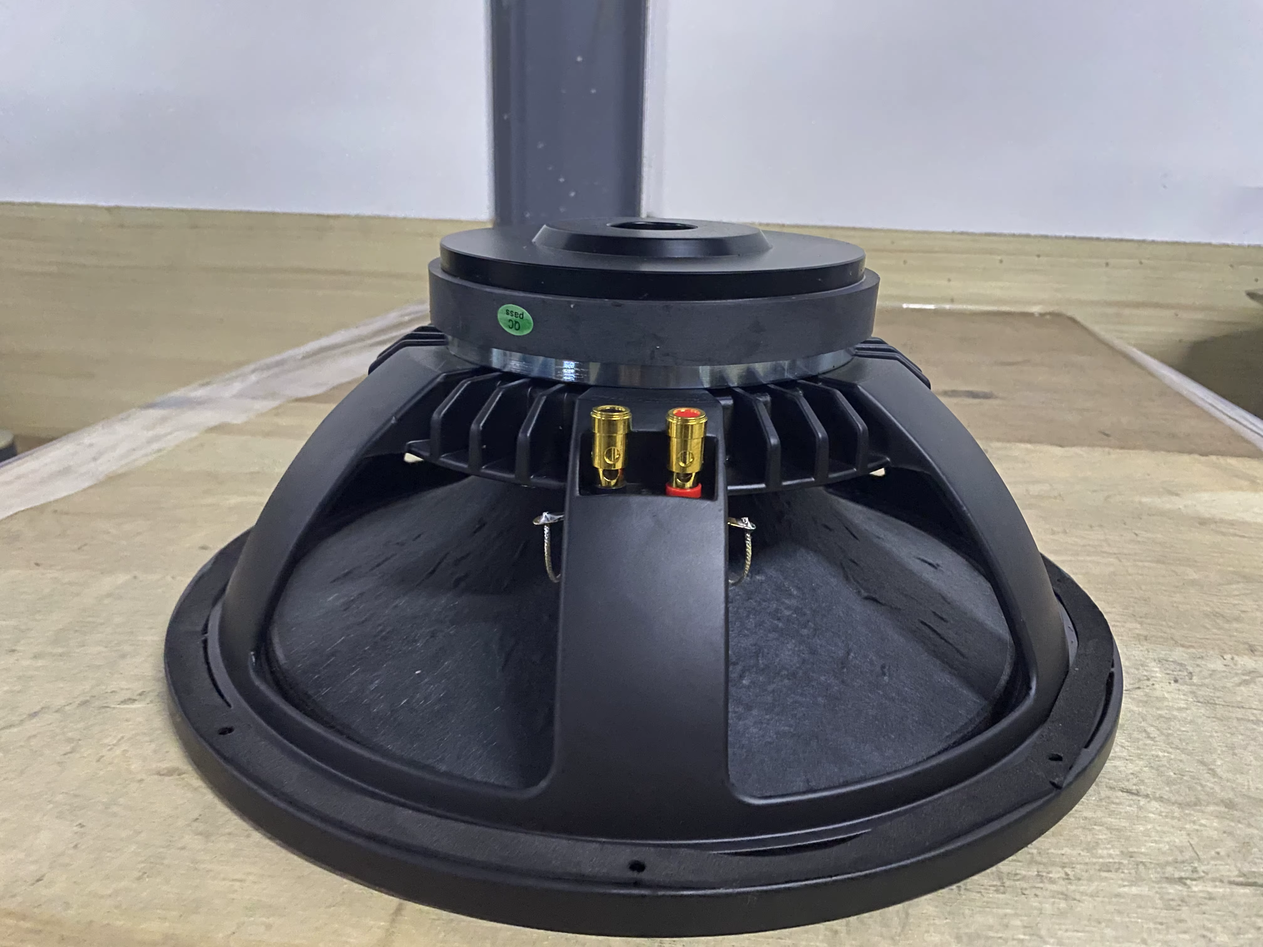Thinuna T-153 Outdoor Professional Studio Amplifier Stereo Speaker Professional Speaker Full Range Bass Passive Subwoofer — image 3