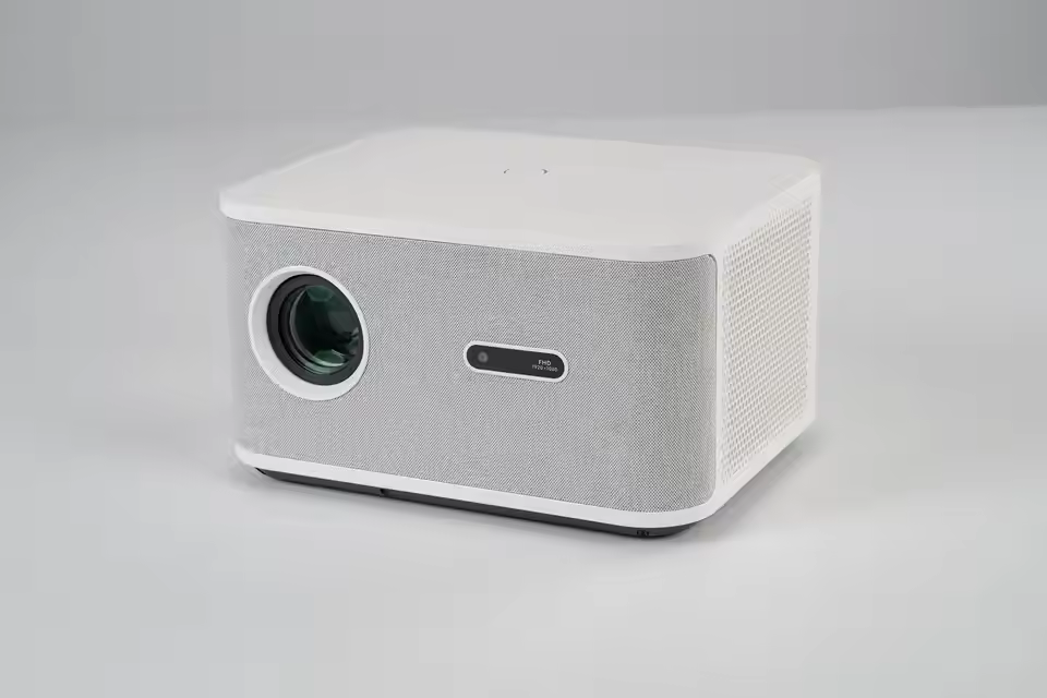 2025 BL06 4K Auto Focus Android Projector 1080p Business Education Pico Pocketable Built-in Speakers 1600 ANSI Lumens LED Lamp — image 4