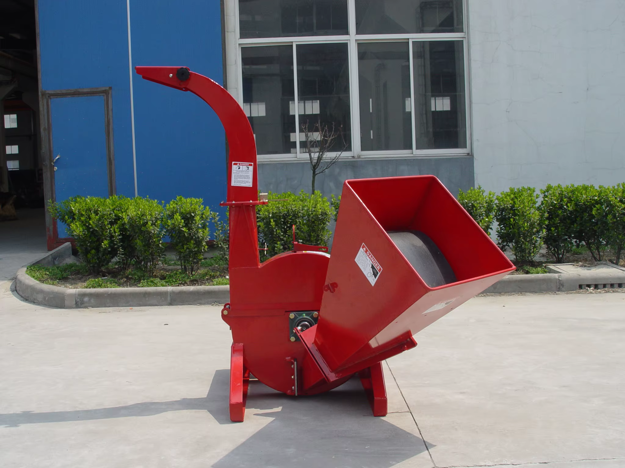 Best Selling Forestry Equipment BX42S Tractor Wood Chipper Wood Shredder Machine — image 5