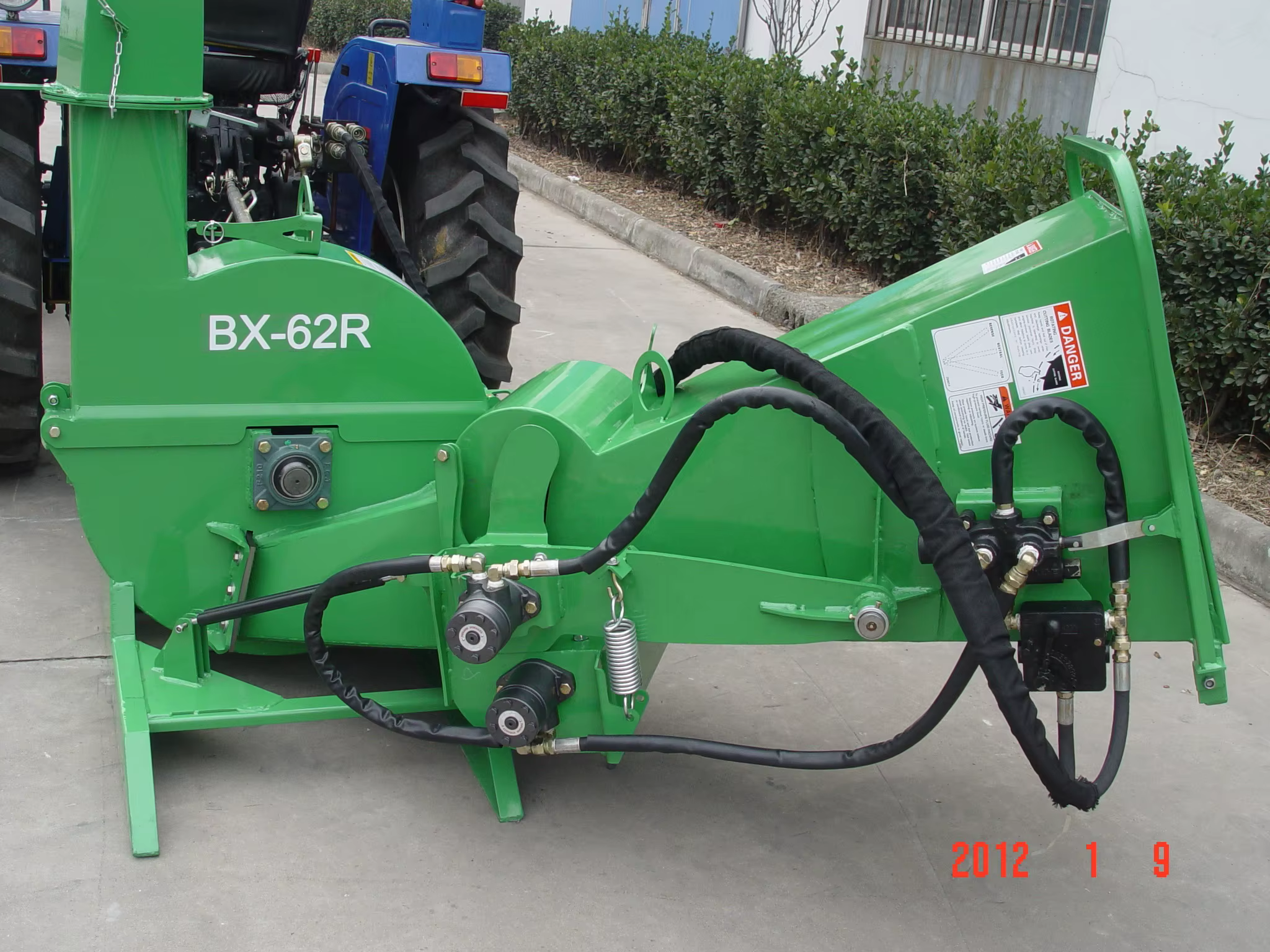 High Quality BX62R Tractor PTO Driven Wood Chipper Industrial Disc Wood Chipper Shredder — image 5