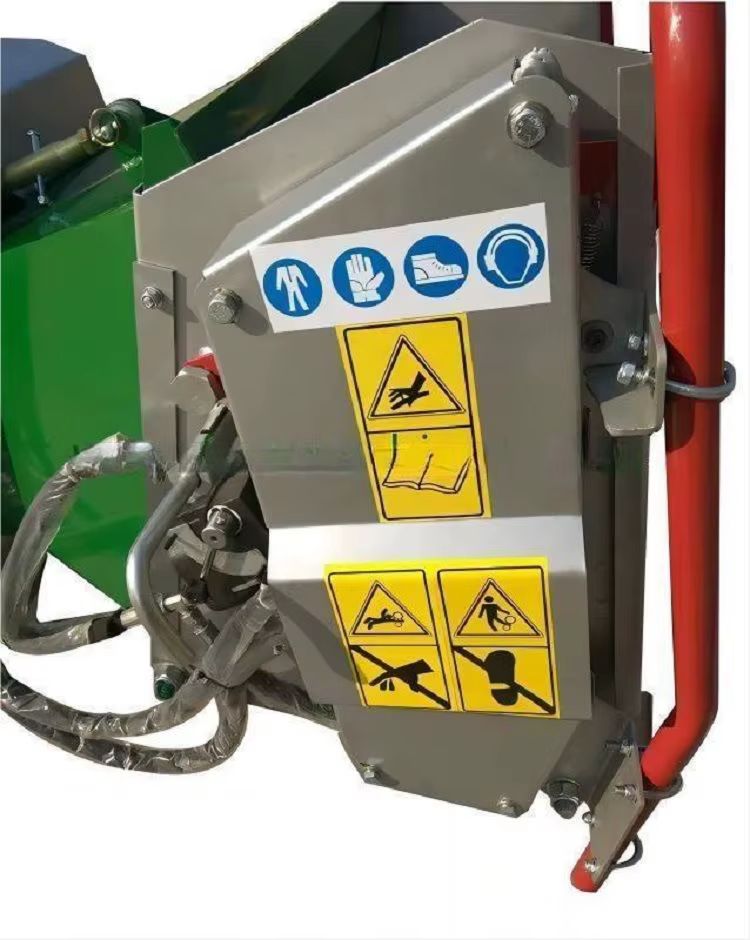 BX102RS 10" Tractor Wood Chipper Log Chipper Machine with Self-contained Hydraulic Tank and Pump — image 3