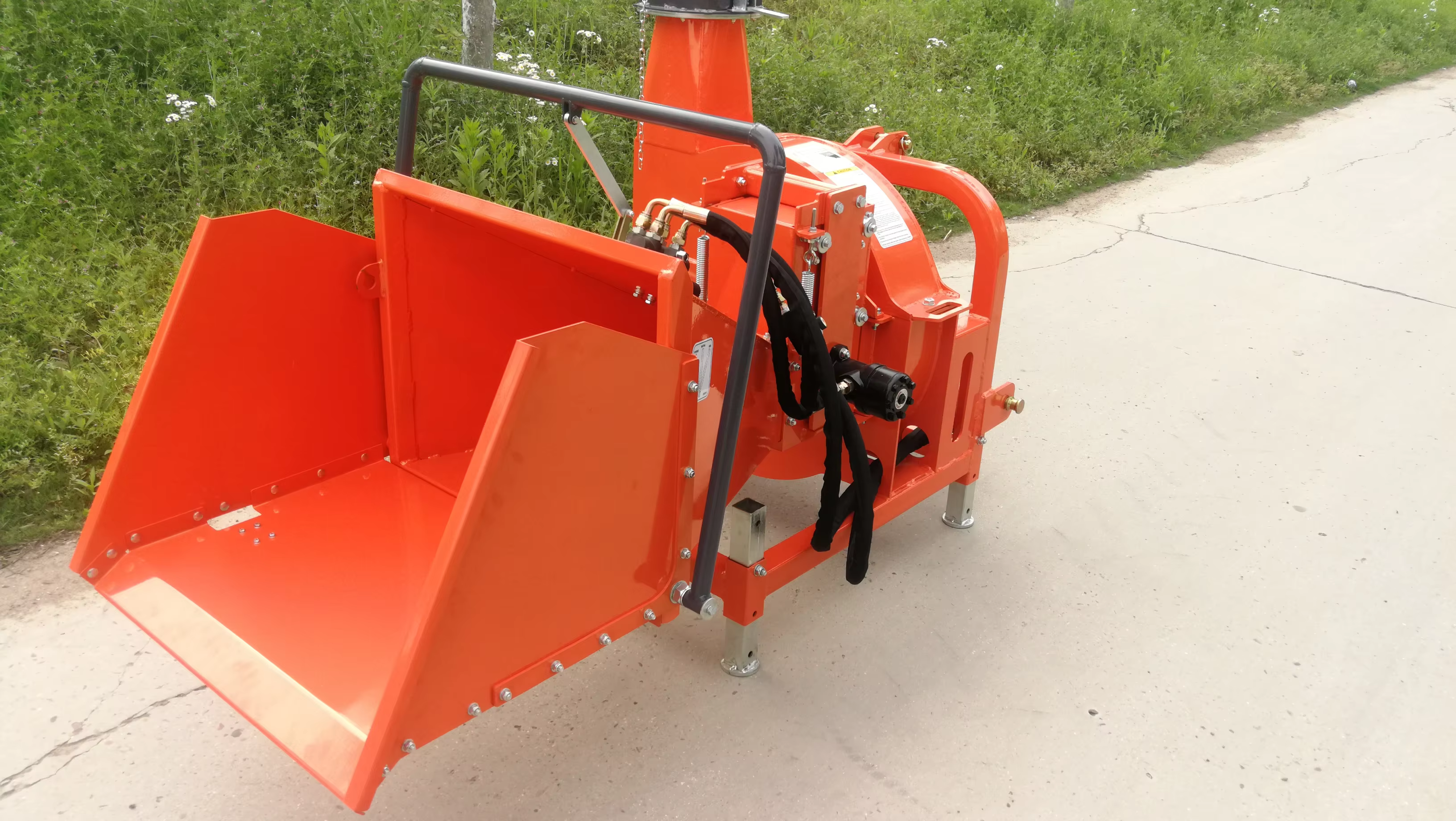 BX72R Forestry Machinery Tractor PTO Wood Chipper Wood Crusher Cutter with CE — image 6
