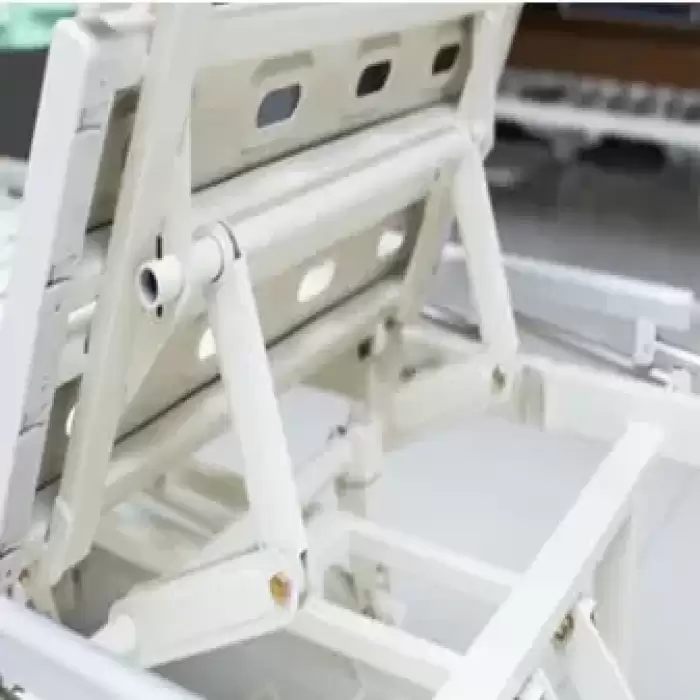 Manual Hospital Adjustable Medical Bed Hospital Equipment Patient Bed 2 Crank Hospital Bed — image 7