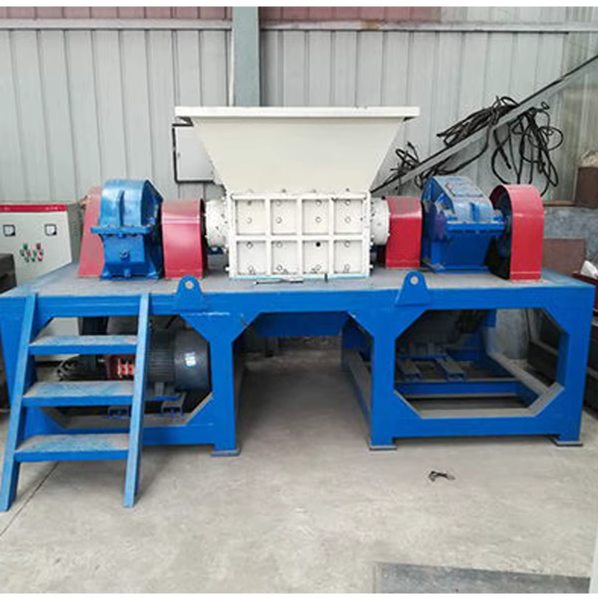 Wet Solid Waste Shredding and Dewatering Machine — image 3