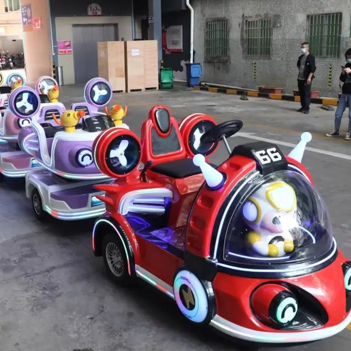Amusement Park Camera LCD Screen Children Train Rides Ocean Themes Train for Sale Electric Trackless Train — image 3