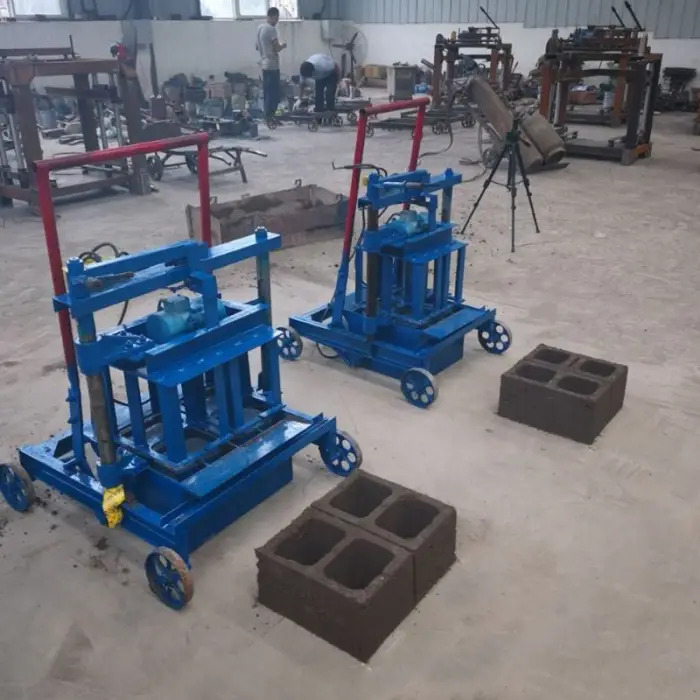 South Africa Solid and Hollow Brick Making Machine QMY2-45 Movable Mobile diesel Engine Egg Laying Concrete Block Machine — image 5