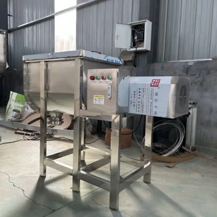 Lab Scale Powder Mixer 10 kg Double Ribbon Hair Colour Mixture Machine Stainless Steel Mineral Mixture for Cattle — image 3