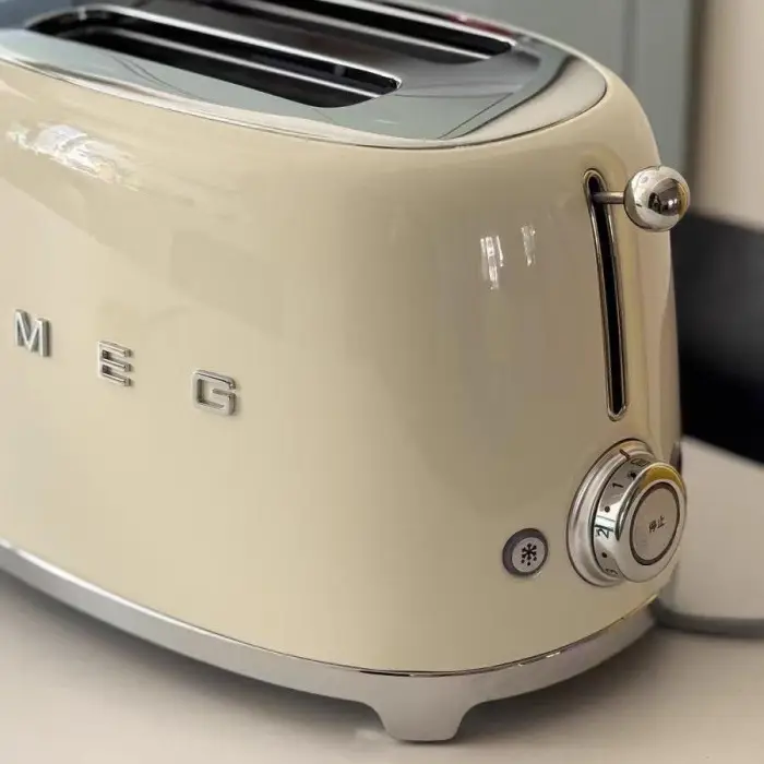 Smeg Two Slice Toaster Milky White Electric Toast Maker For Home Use — image 2