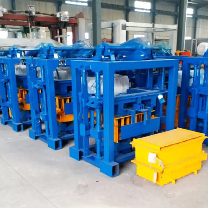 Small Brick Block Machine Qt4-40 Making Brick Machine — image 5