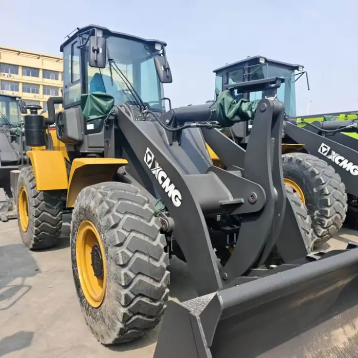Hot Sale 3ton Wheel Loader Weichai Engine XC936 XC938 LW300KN in the Sudan Market — image 2