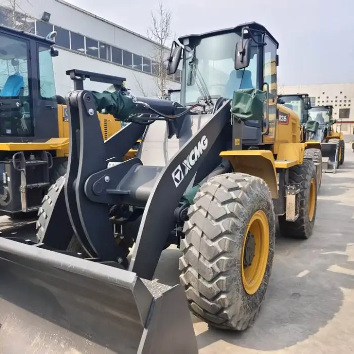 Hot Sale 3ton Wheel Loader Weichai Engine XC936 XC938 LW300KN in the Sudan Market — image 5