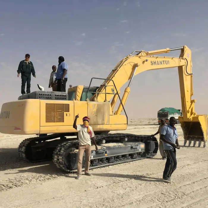 50 Ton SHANTUI Large Hydraulic Crawler Excavator SE500LC for Sale — image 2