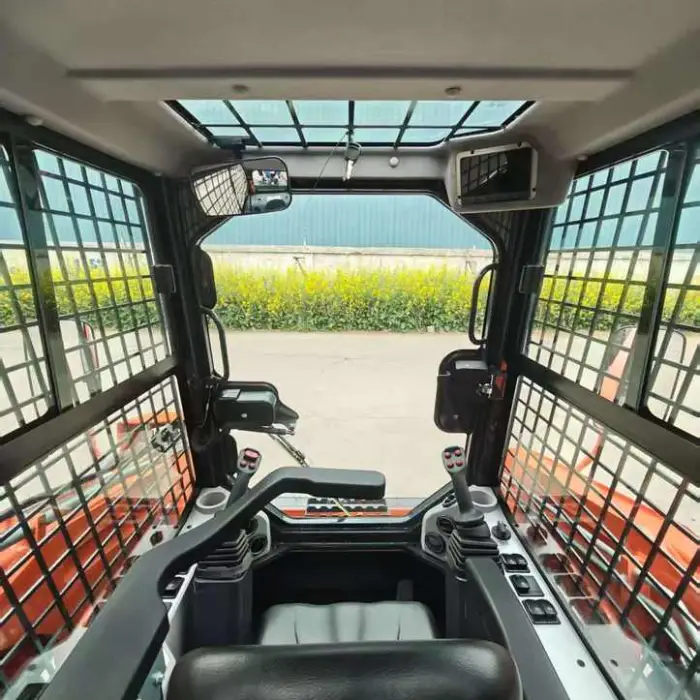 FMAN FM240 899kg 1ton Skid Steer Loader with Cheap Price for Sale — image 6