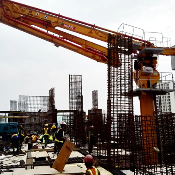 Concrete Mixer with Pump XCM-G HGP28 28m Max. Placing Radius for Sale — image 4
