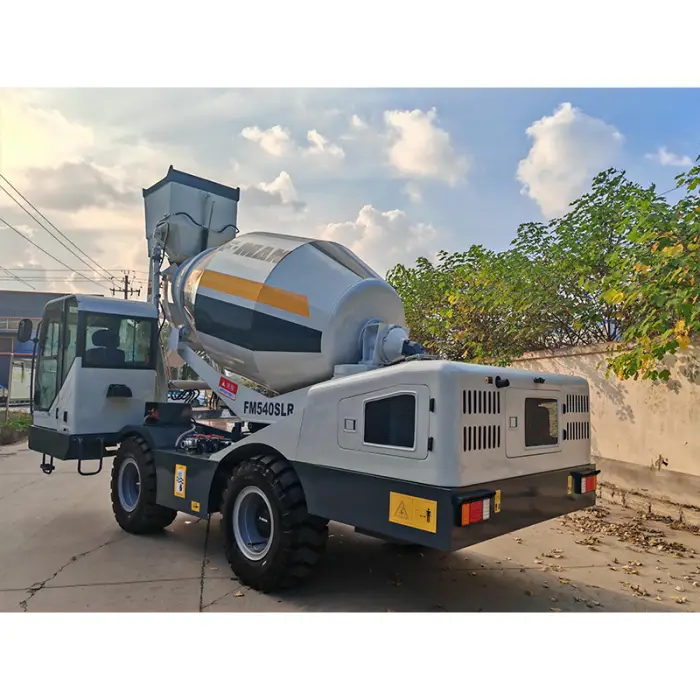 High Quality FMAN 2.5 Cubic FM525SLR Self Loading Concrete Mixer Truck for Sale — image 4