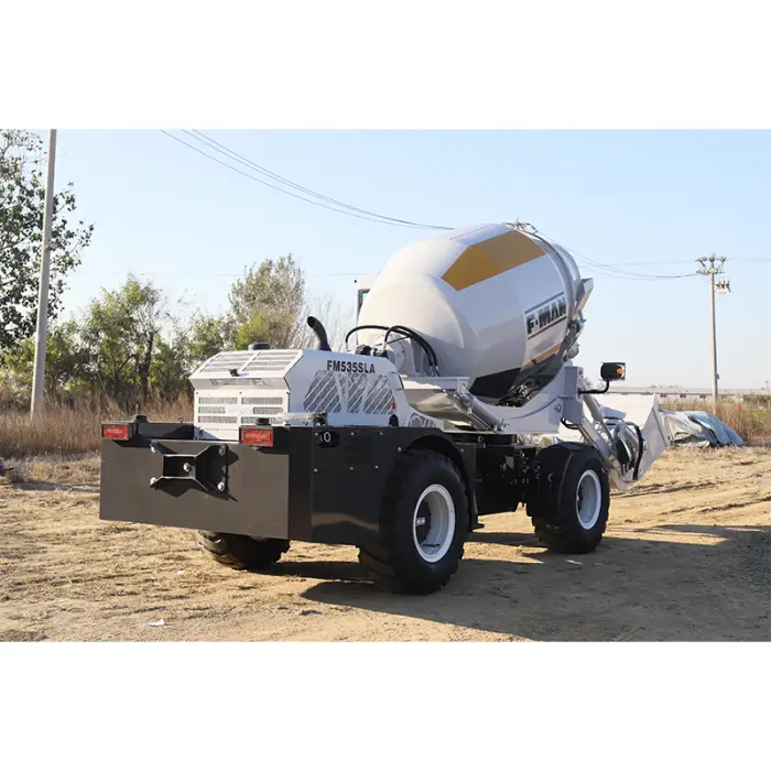 Self Loading Concrete Mixer Truck FMAN 3.5 Cubic FM535SLA for Sale — image 2