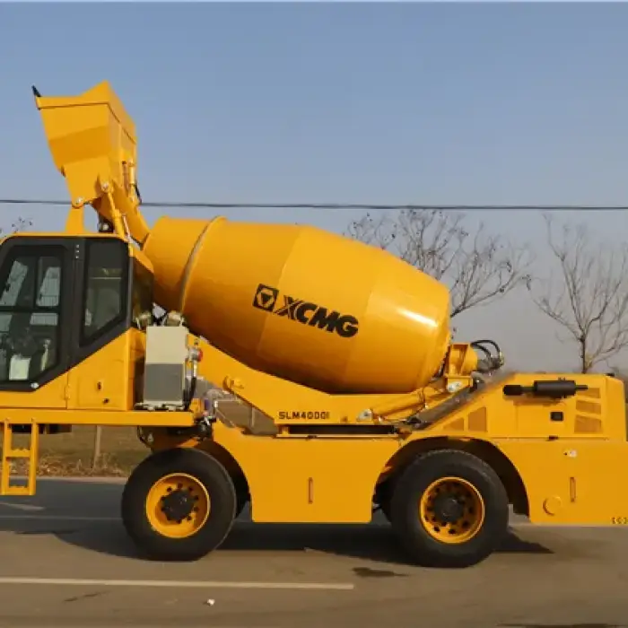 XCM-G Official SLM4000S 4m3 Self Loading Concrete Mixer Hot Sale — image 4