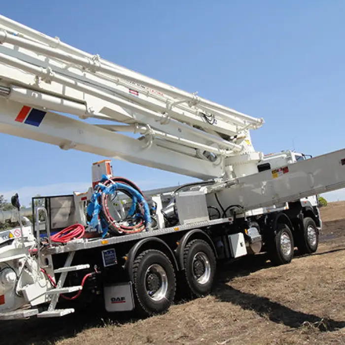 Zoomlion Truck Mounted Pump 38X-5RZ 38m Maximum Vertical Reach — image 4