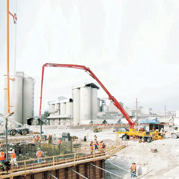 Chinese Brand SYG5283THB 380C-8 Truck-mounted Concrete Pump 38m Vertical Reach — image 2