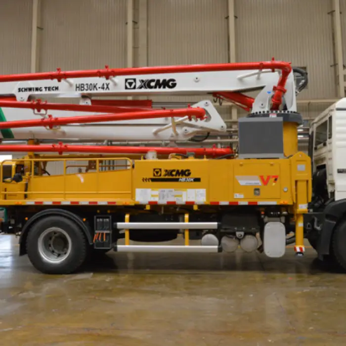 Truck-Mounted Concrete Boom Pump XCM-G HB30K 30m with Diesel Motor — image 2