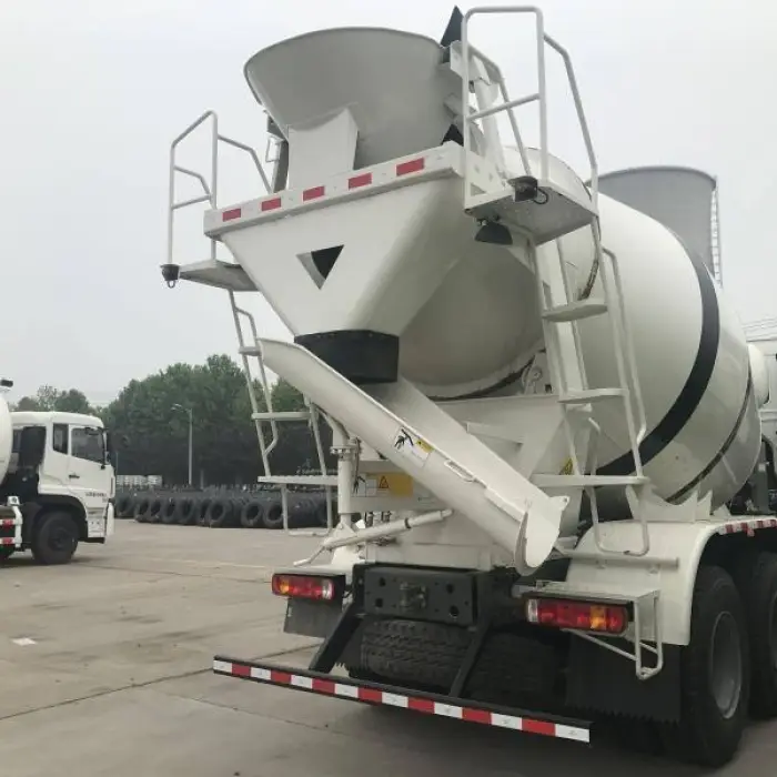 CIMC 9m3 Sinotruck with Engine Concrete Mixer Truck for Sale — image 4