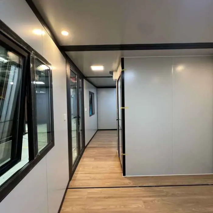 CE ROHS SAA Direct Sale Prefabricated Modern 20Ft 40Ft Container Expandable House Prefab Outdoor Home Kitchen Casa Contenedor — image 5