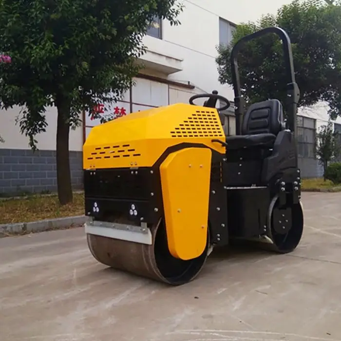 Good Condition Changfa Engine Remote Control Double Drum Vibratory Road Roller in Excellent Working Condition — image 4