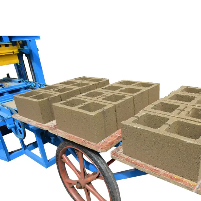 Parpaing Brick Making Machine Qtj4-26 Clay Motor & Engine Powered — image 5