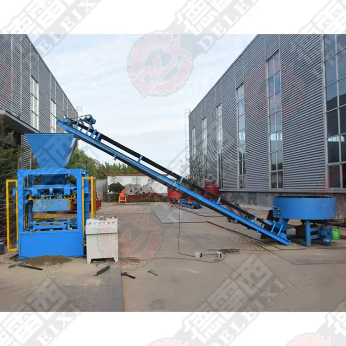 Parpaing Brick Making Machine Qtj4-26 Clay Motor & Engine Powered — image 7