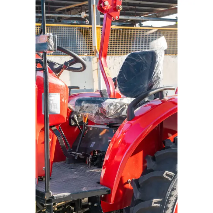 High Quality Agricultural Four Wheels Diesel Engine Tractor With Front End Agricultural Equipment — image 5