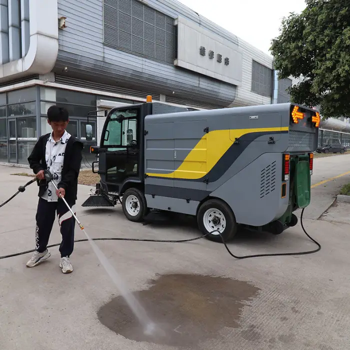 High Efficiency Mini Street Sweeper Outdoor Sweeper Sidewalk Sweeper Electric Road Cleaner — image 7