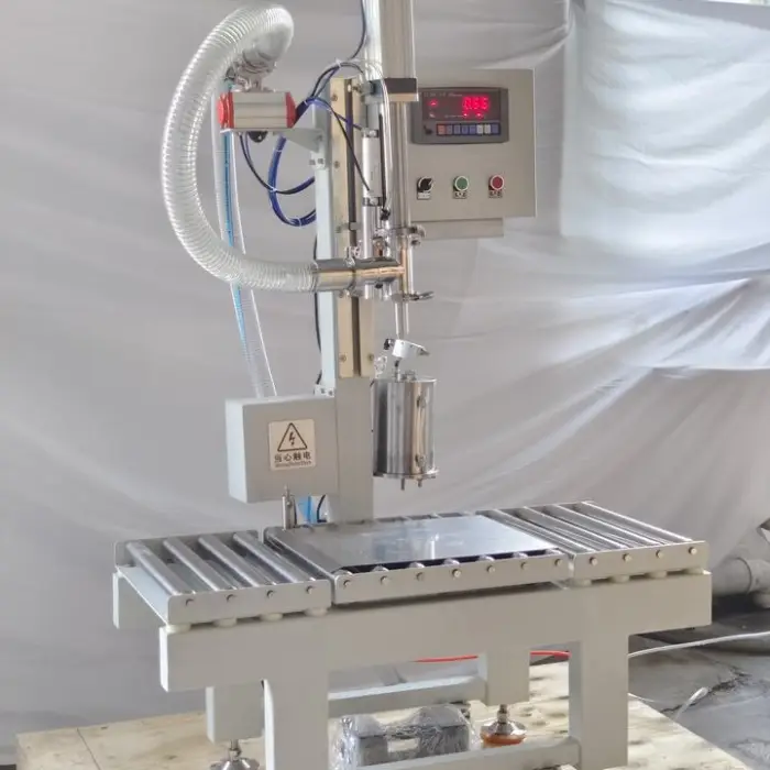 Hot Sale Semi Automatic Weighing Oil Machine Bottle Weigh Filler Machine Weighing Machine for Perfume — image 3