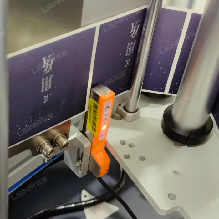 Automatic Labeling Machine Vial Labels Peptide Machine Round Bottle Labeling Machine 3ml Vial Automatic Labeler — image 6