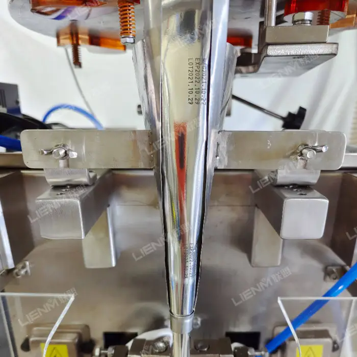 Hot Sale Auger Powder Filling Machine Spices Powder Packing Machine Granule Sachet Packing Machine — image 4