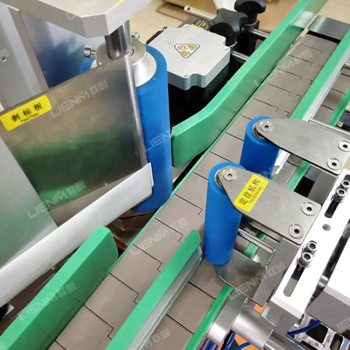 Industrial Label Printing Machine Woven Labels Machine Round Bottle Labeling Machine — image 4