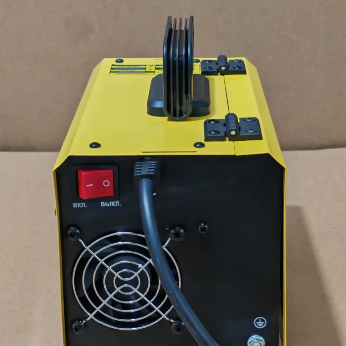MIG-200 3-in-1 Welder No Gas MIG 200A Multi-Process Machine with Auto-Darkening Helmet & Chipping Hammer Combo Kit — image 4