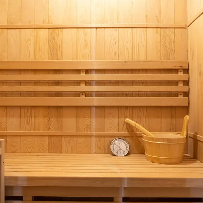 Indoor Finland Solid Wood Traditional Steam Sauna Room — image 7
