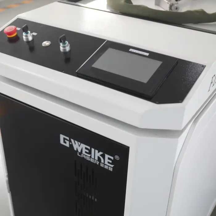 100w/200w/300w Gweike Paint Oil Stains Rust on Stainless Steel Fiber Laser Cleaning Machine — image 6