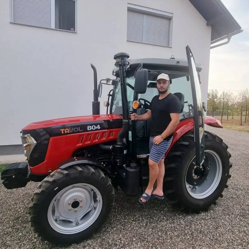 75HP Diesel Engine 4X4 YTO Farm Equipment Machinery Tractor — image 4